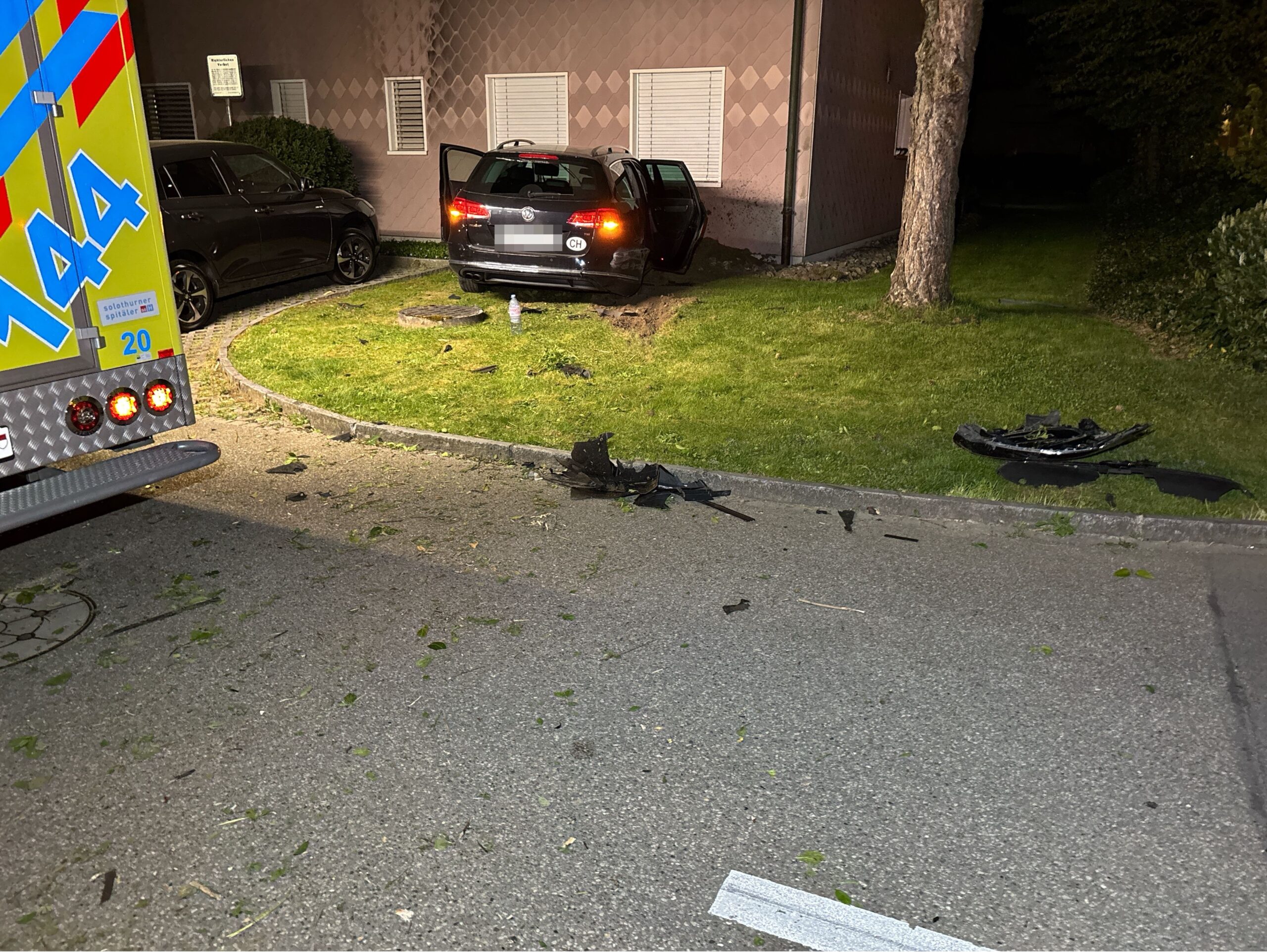 Gunzgen SO: Auto kracht in Hausmauer – Lenker mutmasslich betrunken ...